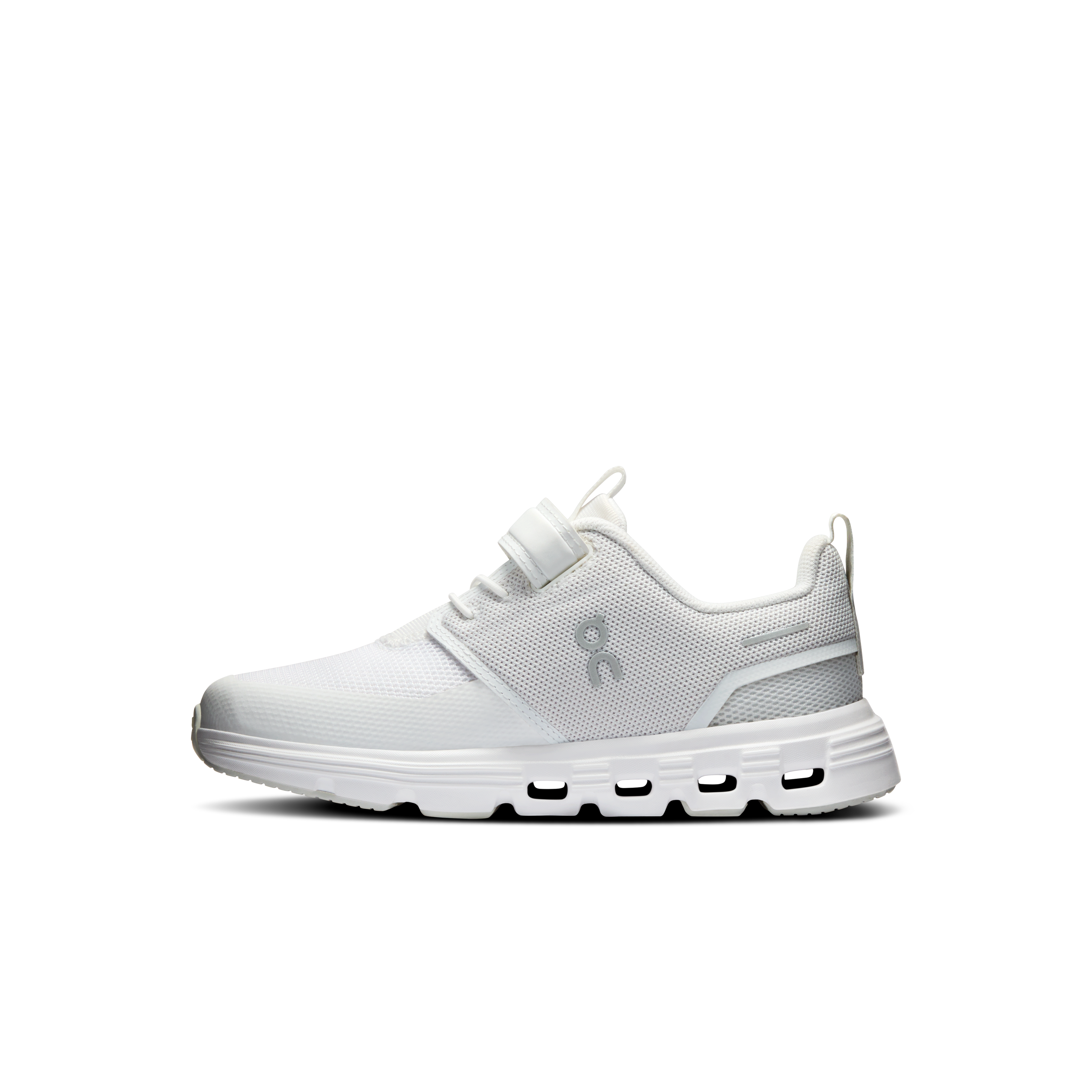 On Running Kids' Cloud Play 2 Shoes - White / White