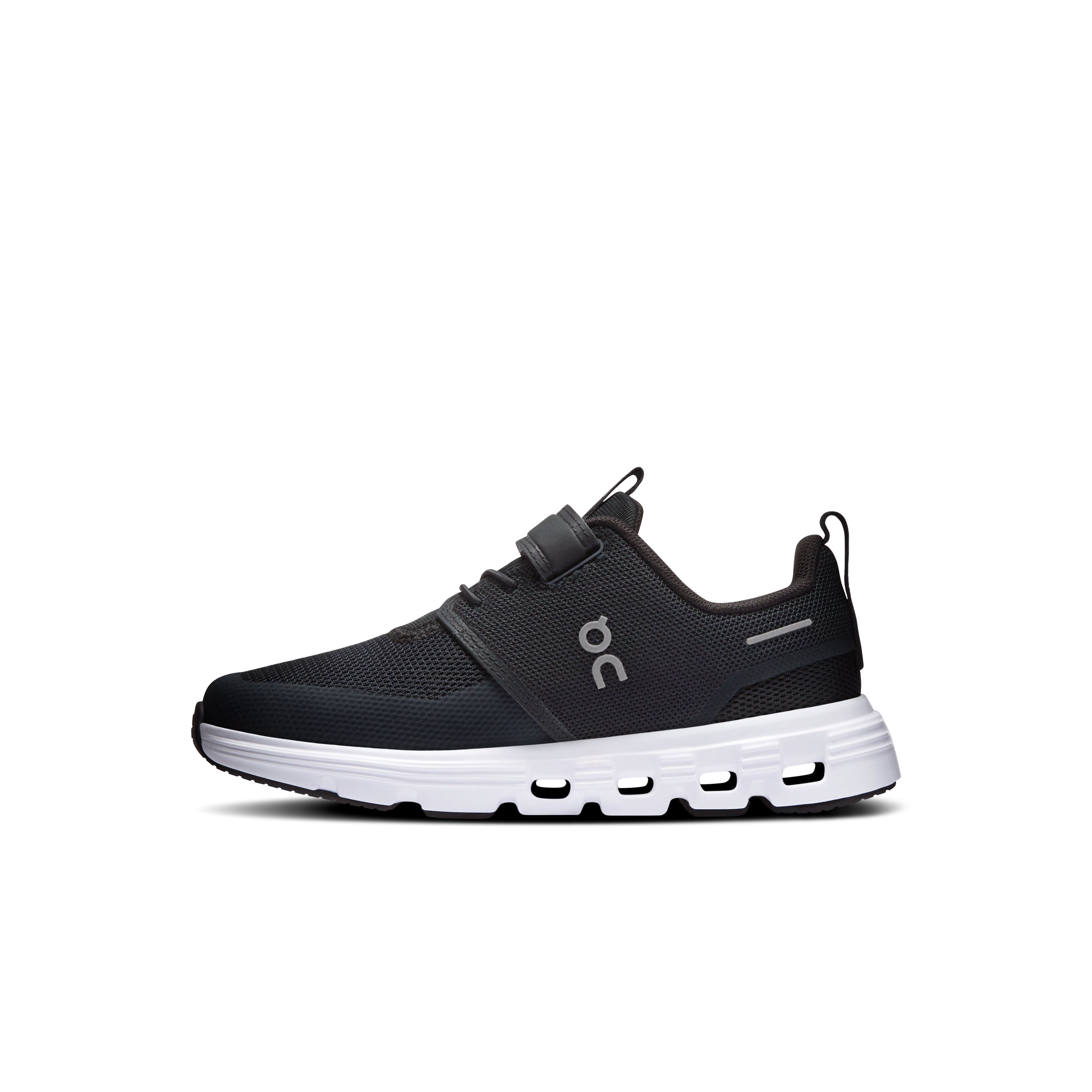 On Running Kids' Cloud Play 2 Shoes - Black / White