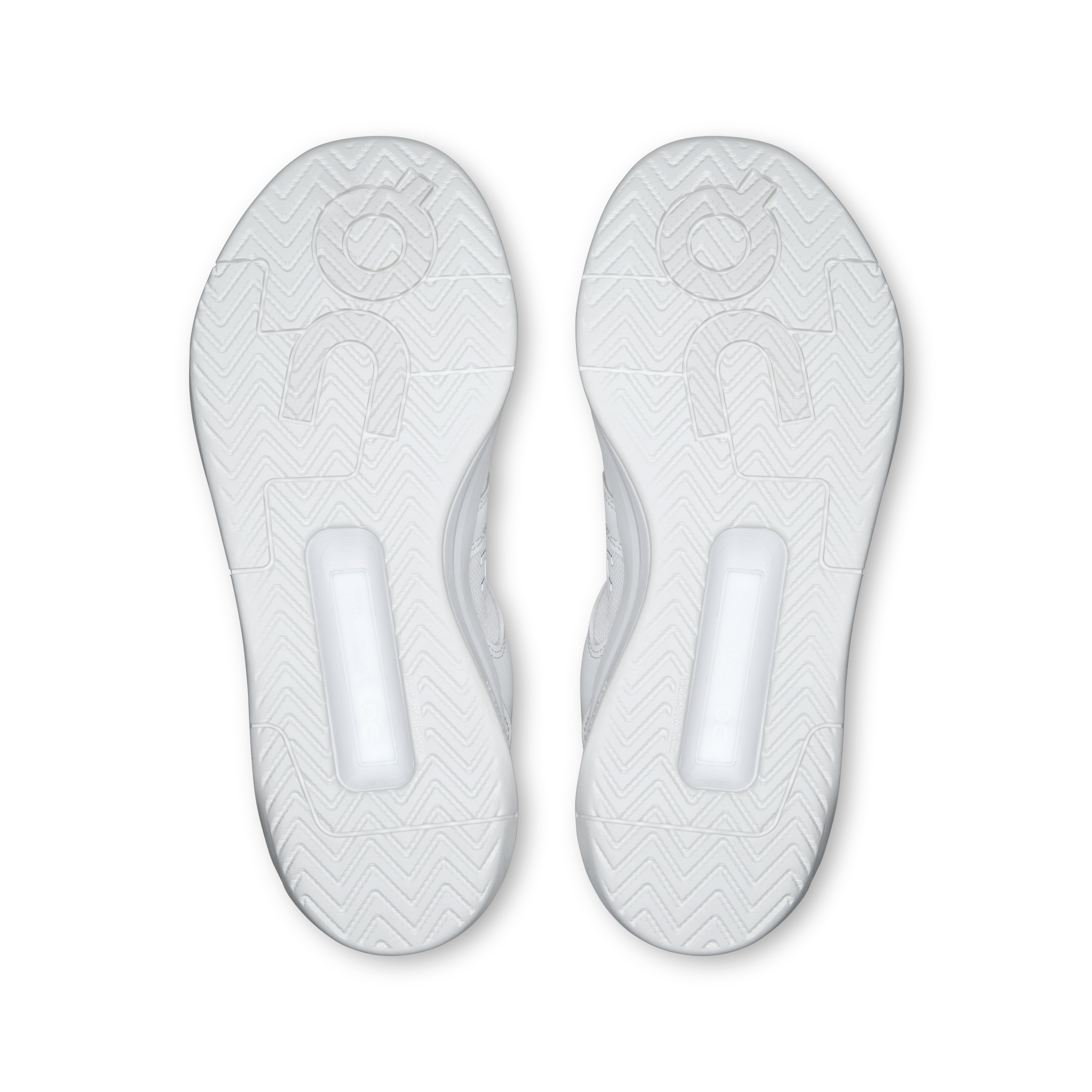 On Running Women's The Roger Clubhouse Pro 2 Shoes - White / Ivory